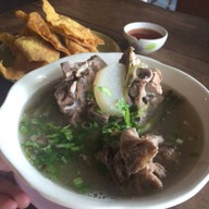 ก๋วยเตี๋ยวสุโขทัย ร่มเกล้าฯ