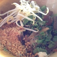ผักไห่ก๋วยเตี๋ยวเรือ