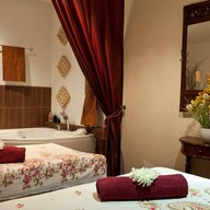 SU ESTHETIC HOME SPA