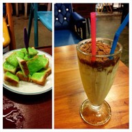 โรงน้ำชาหลงตรัง