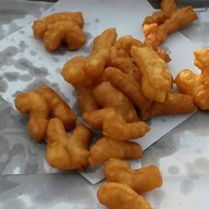 อุ๊ปาท่องโก๋