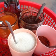 ก๋วยเตี๋ยวเนื้อ2เจ๊ นครนายก