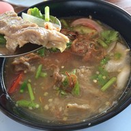 คอลิค อิ่มอร่อย