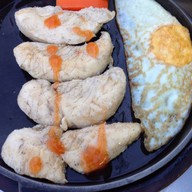 บังอรเชิญสเต็ก ตลาดนัดจตุจักรชลบุรี