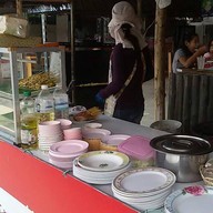 เนื้อสเต๊ะ หน้าข้าวหมกไก่เทเวศน์