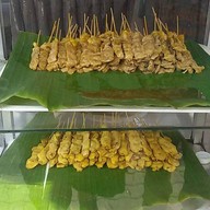 เนื้อสเต๊ะ หน้าข้าวหมกไก่เทเวศน์