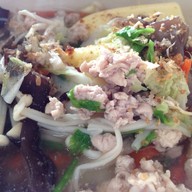 อาหารตามสั่ง  สี่พระยา