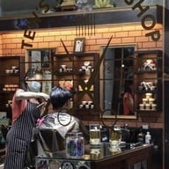 Tew's Barber Shop สยาม