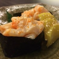 Hotate Spicy Roll