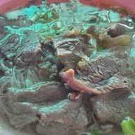 ทรงกิจ ก๋วยเตี๋ยวลูกชิ้นน้ำใส (เบตง) ปากซอยหทัยราษฎร์ 8