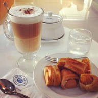 D’oro Coffee อาคารจอดรถบางมด