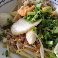 ลูกชิ้นปลานายโส่ย นวมินทร์79