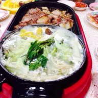 เป๋าตุงถุงตัง บุพเฟต์สุกี้และไอศกรีมนานาชาติ