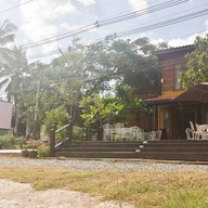 ล้านเล่า เขาใหญ่