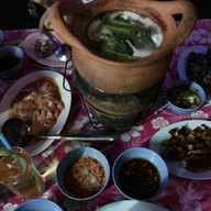 ลาบเป็ด ข้างเสวนาพาเพลิน