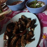 ลาบเป็ด ข้างเสวนาพาเพลิน