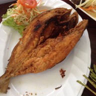 นายพรานปลาเผา