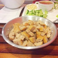 กิ๋นหอม ต๋อมม่วน