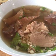 ร้านข้าวเลือดหมู อ.แกลง