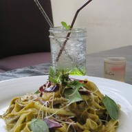 Niche Cafe' เดอะไนน์