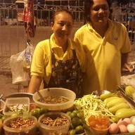 เจ๊แดงยำมะม่วงพระราม 8