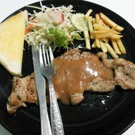 สเต็กพูนทรัพย์  ปาริชาติ ซอย 7