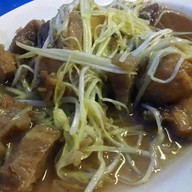 ร้านเนี้ยวข้าวต้มปลา (บุญเจริญ)