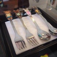 ไอติม100รส  Itim Roi Ros : gelato & craft ice cream เชียงใหม่