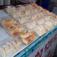 กาแฟ ขนมปัง วัดปากน้ำ