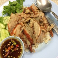 ลัคกี้โภชนา