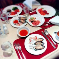 Cafe Laurel Evergreen Laurel Hotel