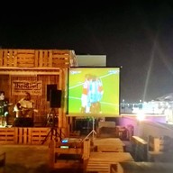 The Pallet Skybar Music & Bistro