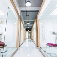 Smile gallery dental clinic อุดมสุข