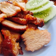 ร้านอาหารอีสานแซบร้อยหนึ่ง