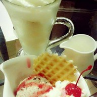 ete ice cream Central Plaza Chiangmai Airport