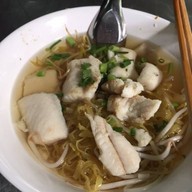 ก๋วยเตี๋ยวเป็ดเจ๊หมวย