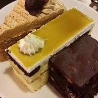 Oishi Express เมเจอร์ ปิ่นเกล้า