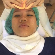 La Grace Clinic เซ็นทรัลชิดลม