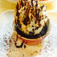 Janie Scoop นิมมาน