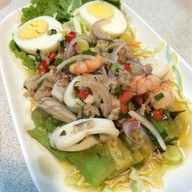 สวนอาหารช่อลัดดา