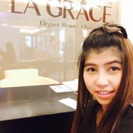 La Grace Clinic เซ็นทรัลชิดลม