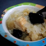 ขนมหวาน หญิงเล็ก