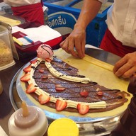 bake & beach creperie