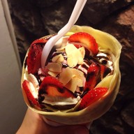 bake & beach creperie