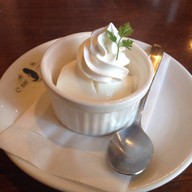 Cure Maid Café Akihabara