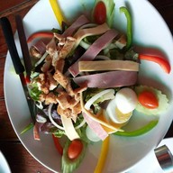 Simple Life Bar & Restaurant