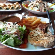 Simple Life Bar & Restaurant