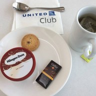 United Club Lounge