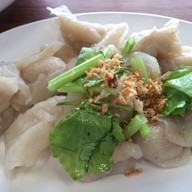 ก๋วยเตี๋ยวลูกชิ้นปลา เฮียเปี๊ยก