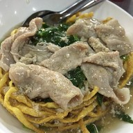 ศูนย์อาหารกีรทรัพย์